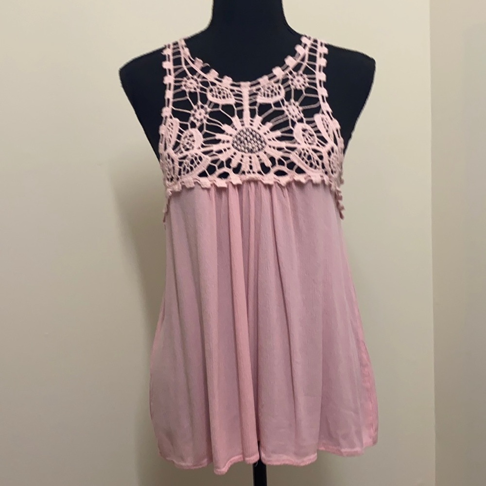 Light Pink Crochet And Cotton No Sleeve Flirty Bottom Shirt